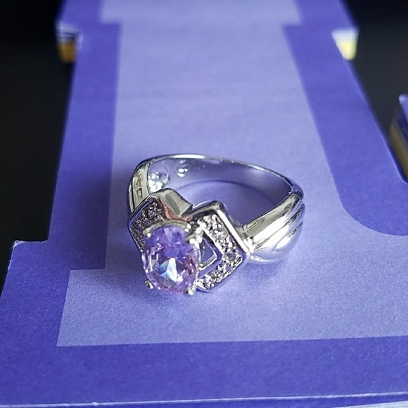 NWOT Purple Faux Gem Ring! - Picture 3 of 6